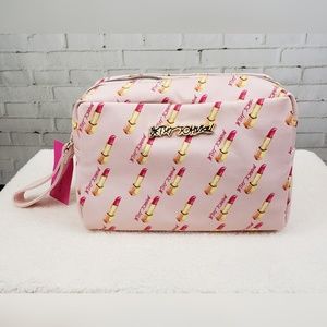 🆕️👝💄Betsey Johnson Large Cosmetic Bag Lipstick